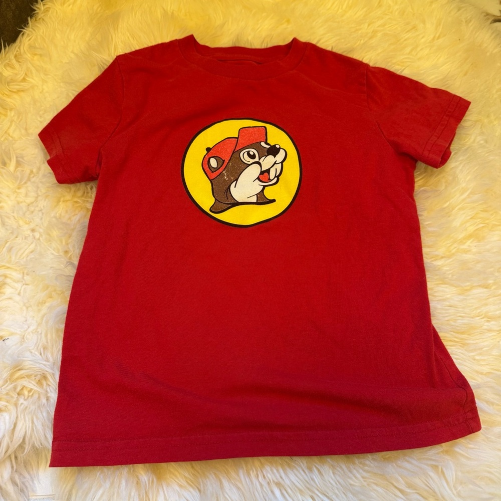 Buccee’s Kids XS Red Graphic T-Shirt